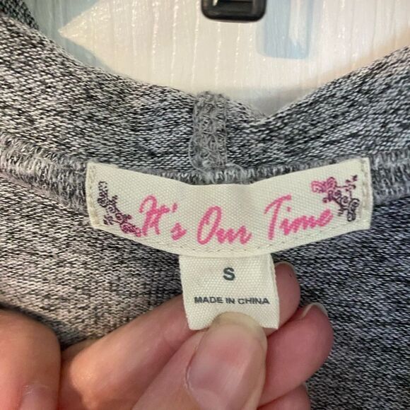 - Women’s It’s Our Time Long Black And White Cardigan‎ Size Small - Picture 2 of 7